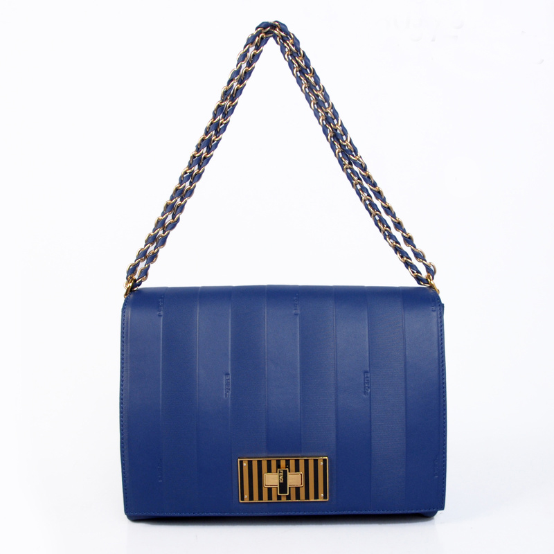 F2556 Fendi Borsa a tracolla in vera pelle di colore blu F2556